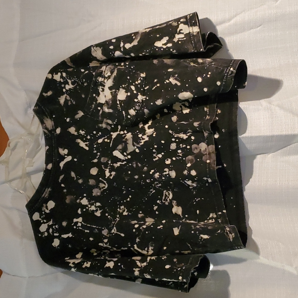 Forever 21, small, black, tan, white